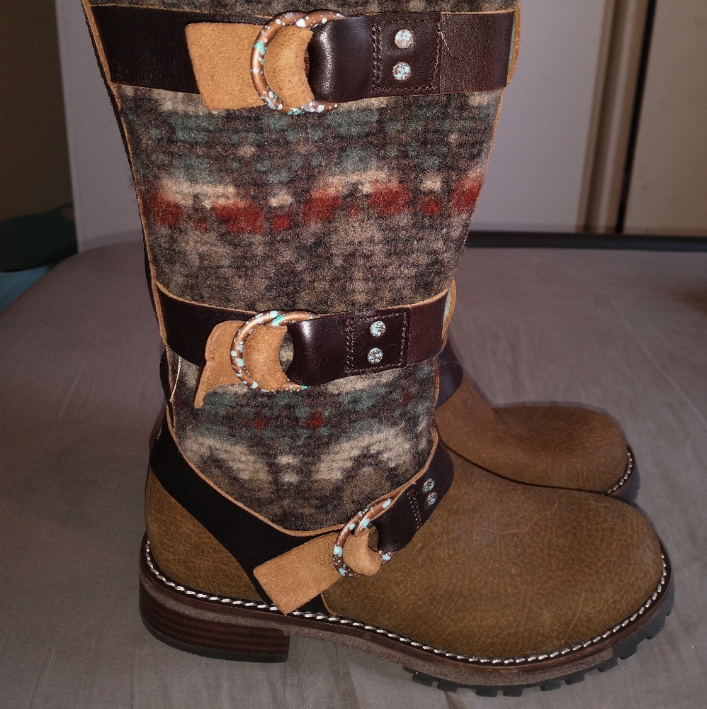 Women's Woolrich Wool and Leather Boots